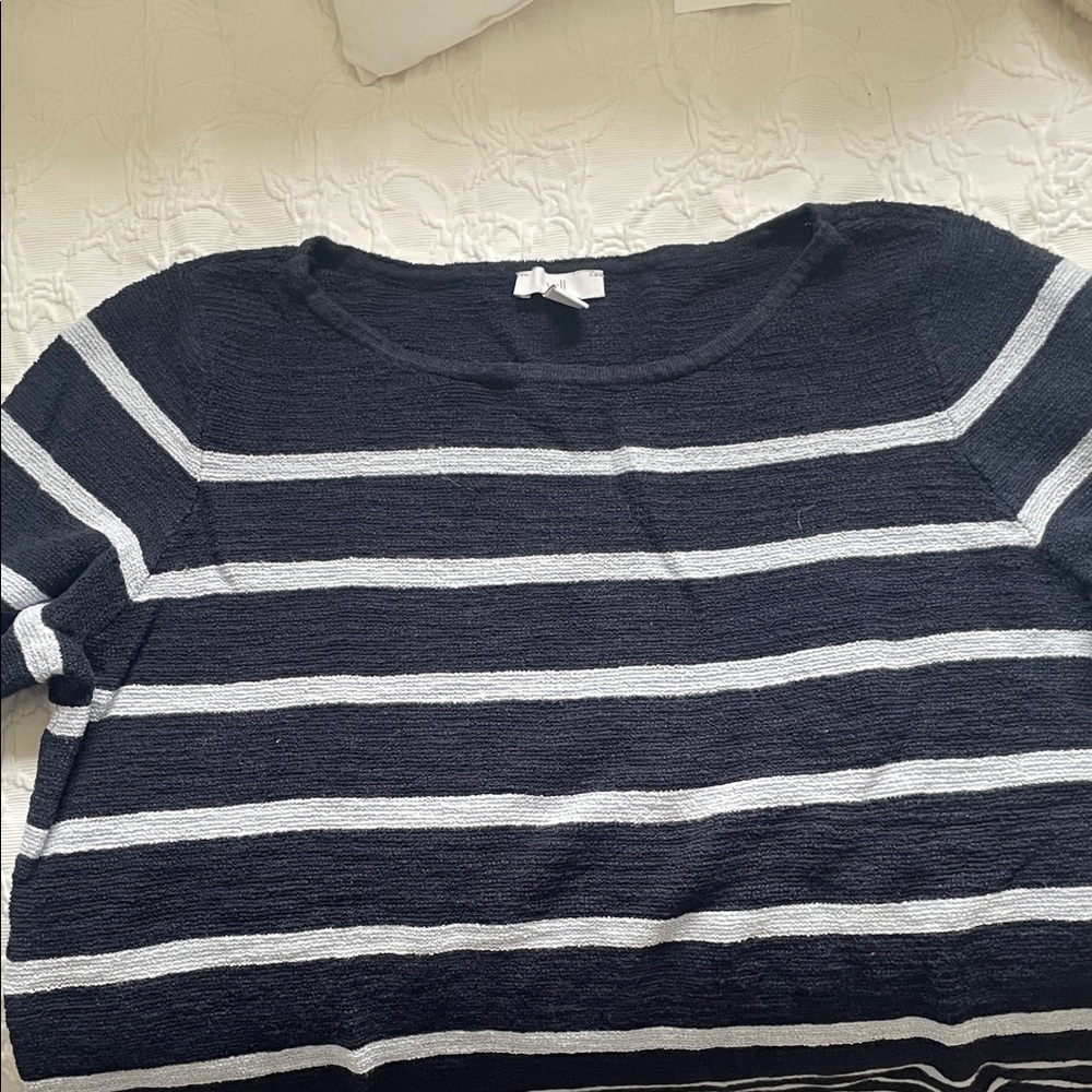J. Jill Navy Textured Knit Top